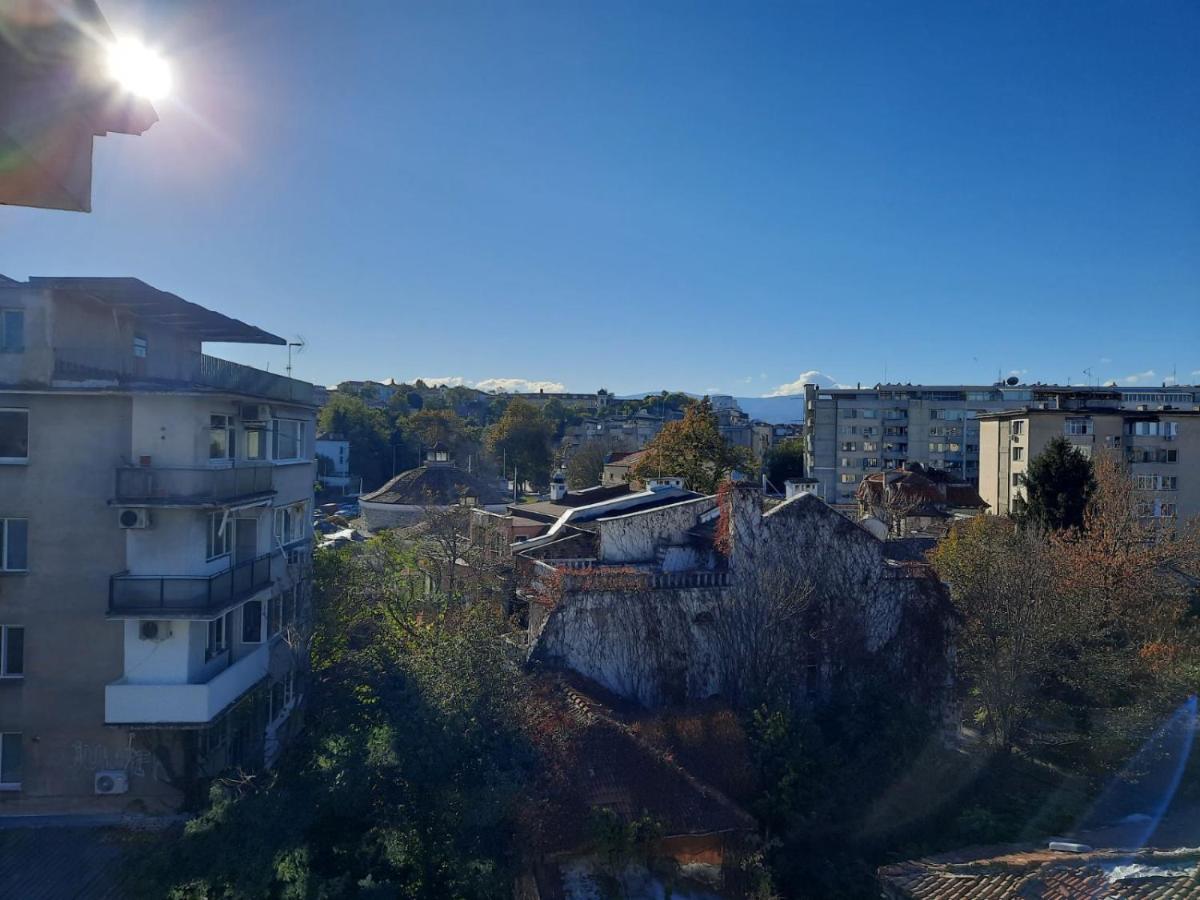 Chic 1Br Apartment With Balcony In Plovdiv Eksteriør bilde