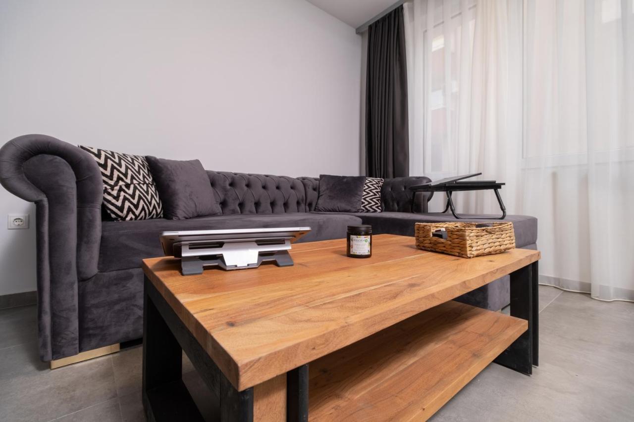 Chic 1Br Apartment With Balcony In Plovdiv Eksteriør bilde