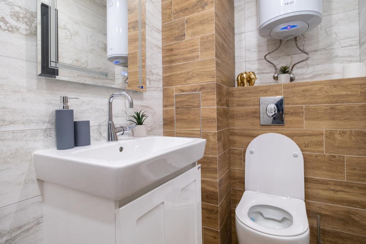 Chic 1Br Apartment With Balcony In Plovdiv Eksteriør bilde