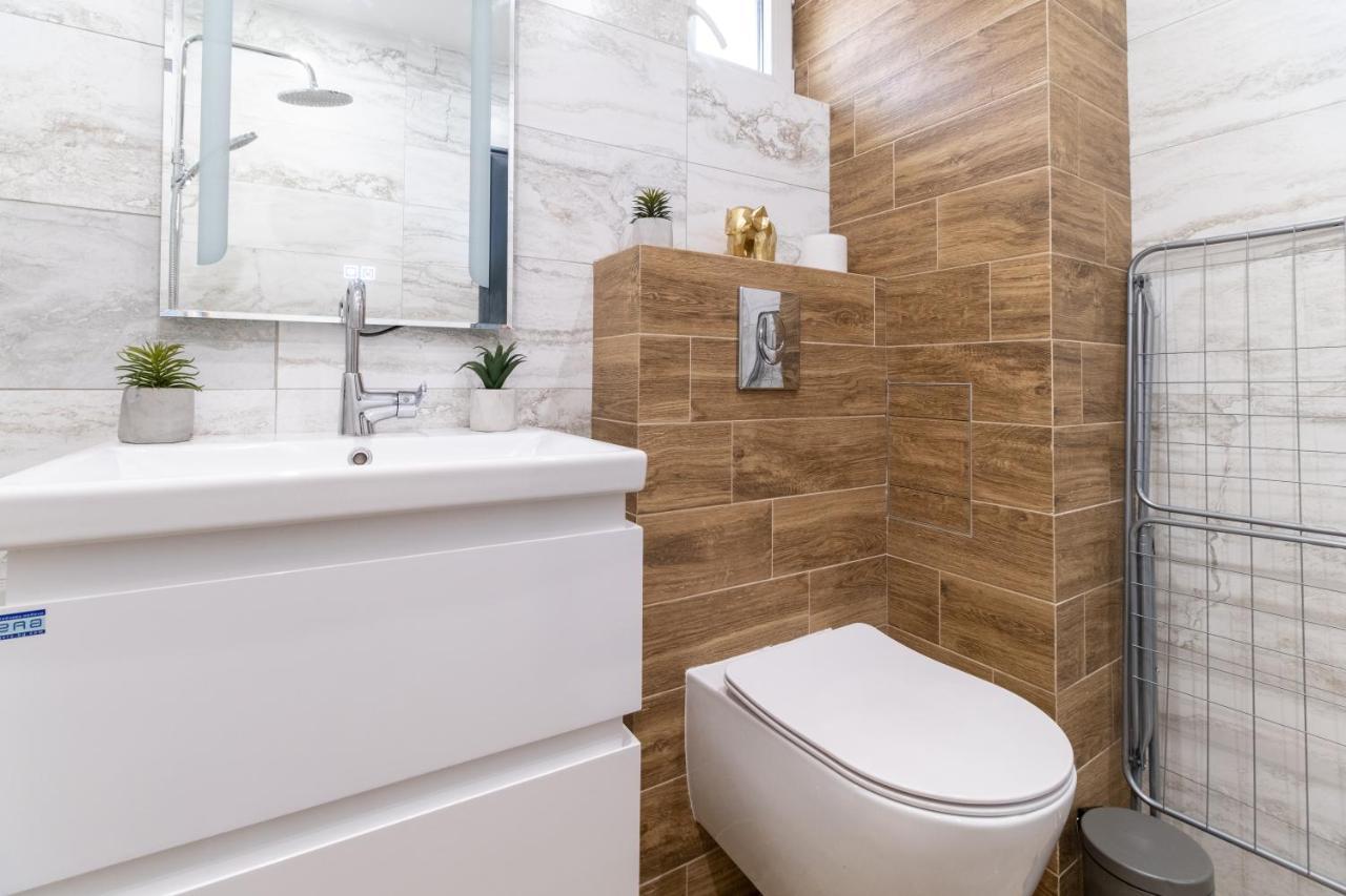 Chic 1Br Apartment With Balcony In Plovdiv Eksteriør bilde